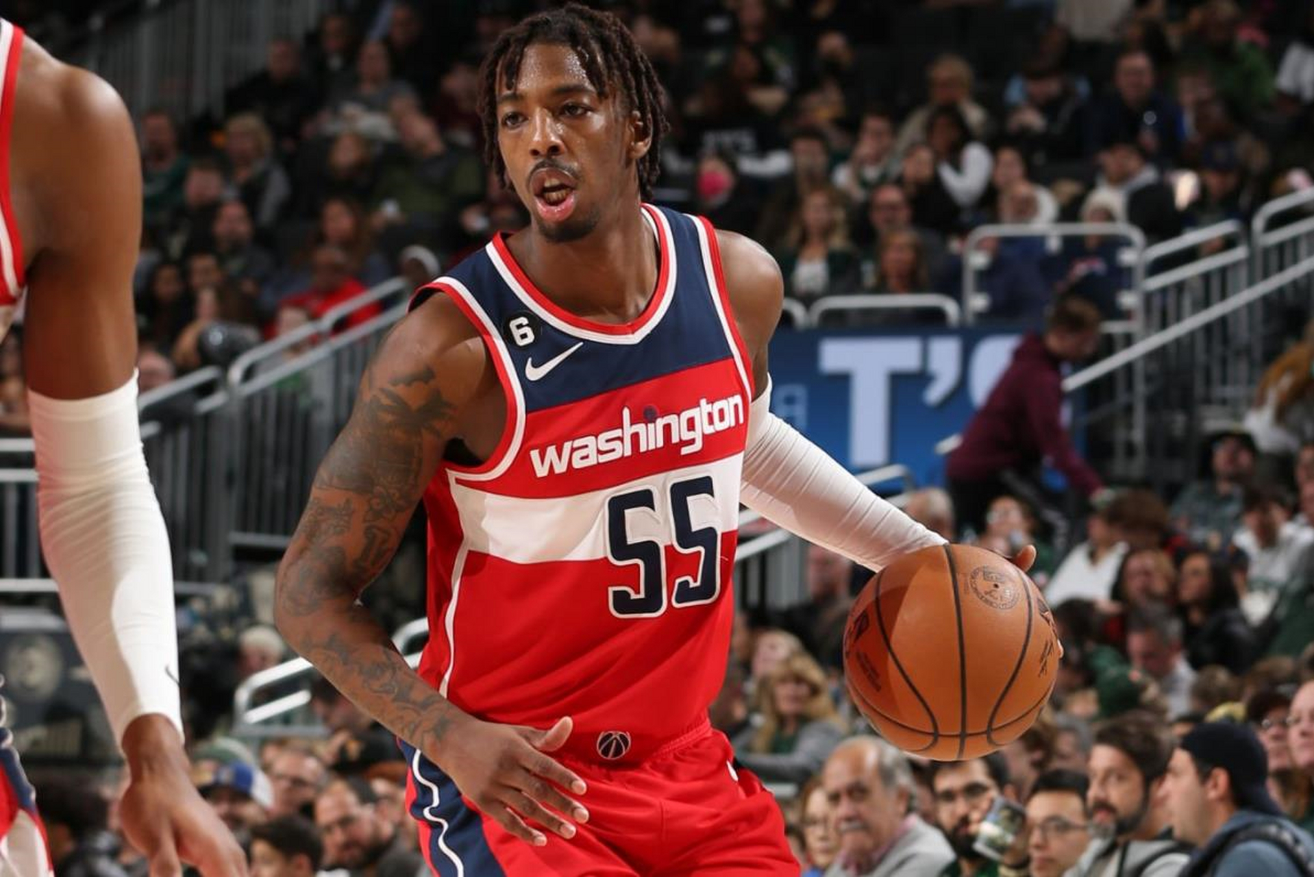 包含太狠了！密尔沃基雄鹿主帅复盘皇家马德里围绕CBA常规赛状态回暖，今晨斯图加特调整名单以备足总杯的词条