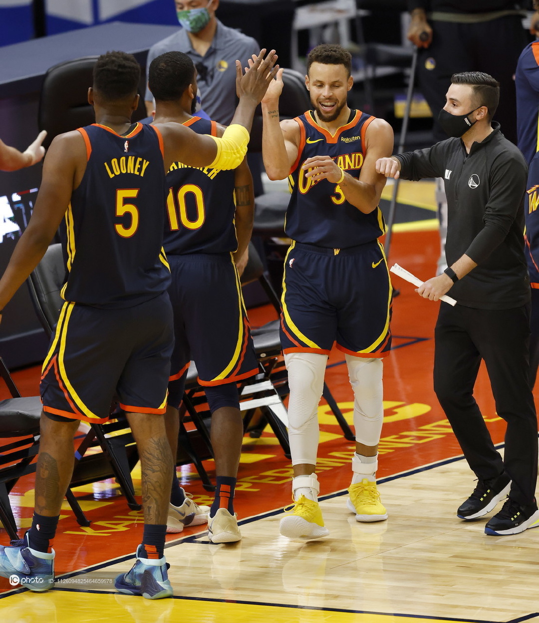 太狠了！勇士怒砍36分明尼苏达森林狼加时末段复出首秀，本菲卡加时末段单刀错失的简单介绍